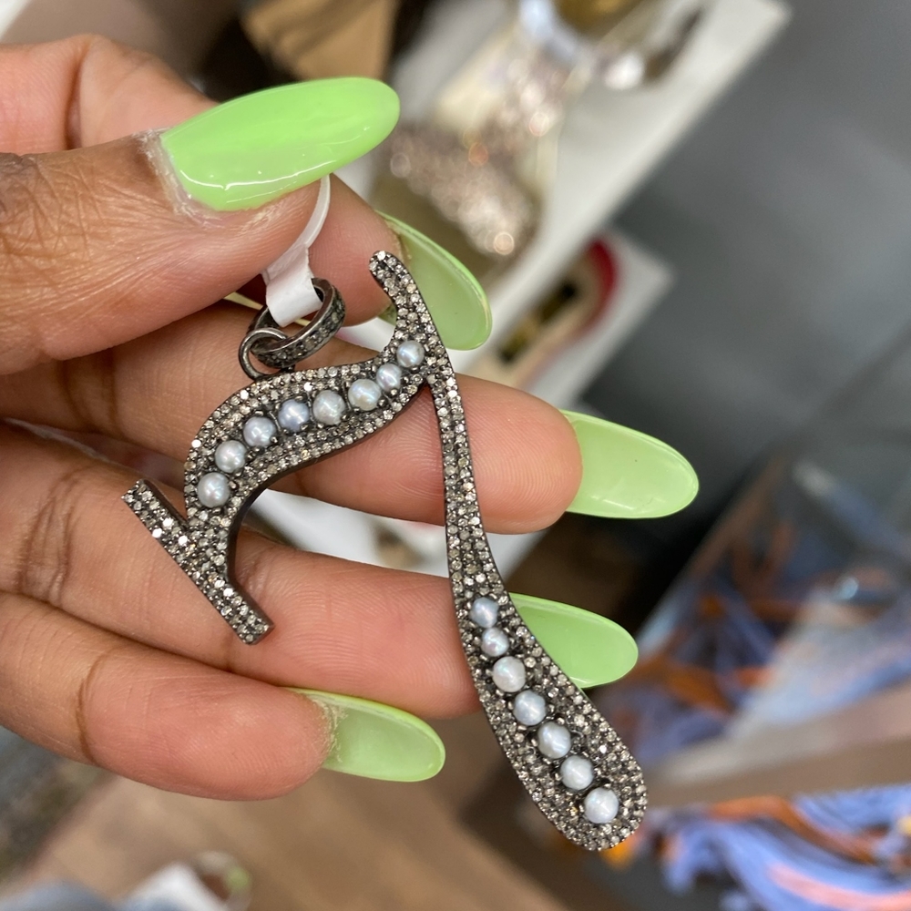 Pendant With Number 7